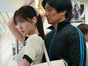 Tôi đã đi dã ngoại vào mùa xuân với đồng nghiệp của tôi là cô Li. Cô ấy nói rằng cô ấy muốn có điều gì đó thú vị.